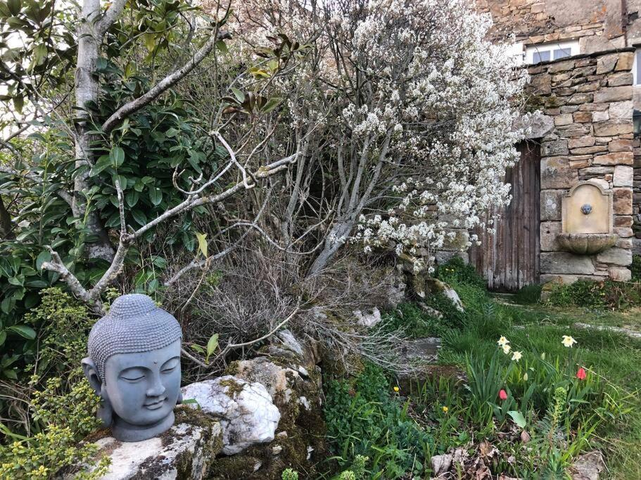 Maisonnette De Charme Les Jardins De Lou Villa Boussac  Exterior foto